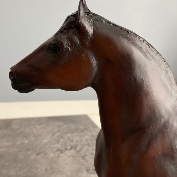 Breyer TSC 80th Anniversary Alba Clydesdale Mare - Picture 10 of 14